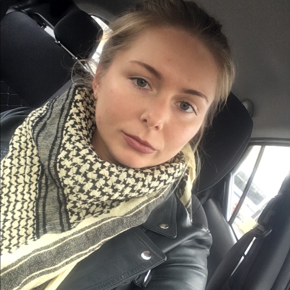 Meet your Posher, Annamal - Picture 2 of 10